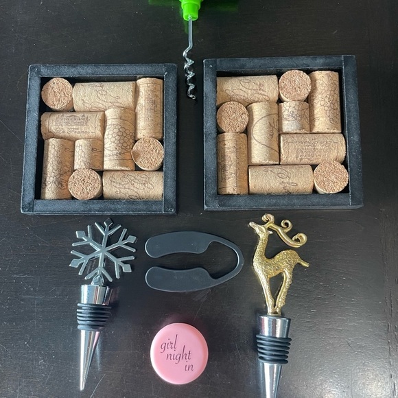 Other - Set of Accessories for the Wine Lover 🍷!!